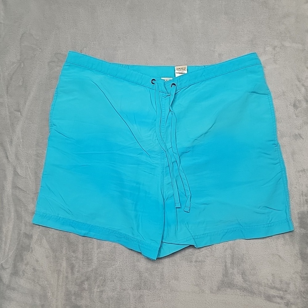 L.L. Bean Shorts Mens M Blue Supplex Nylon Board Swim Trunks Hiking Outdoor